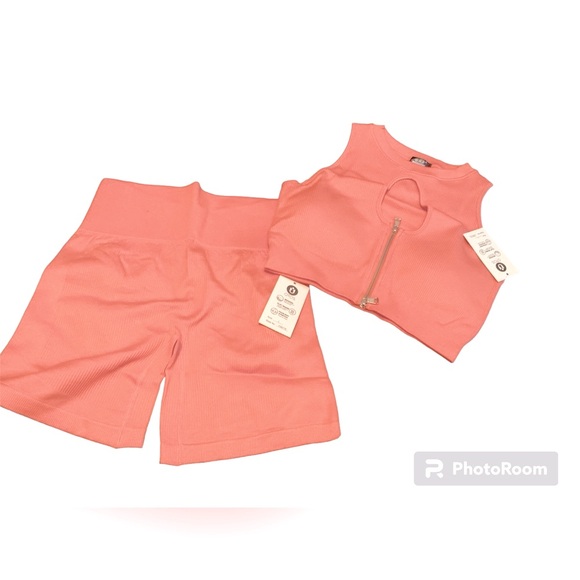 OTOS Active 2 Piece Seamless Ribbed Tank Top w/zipper & Biker Shorts Set - Picture 2 of 6